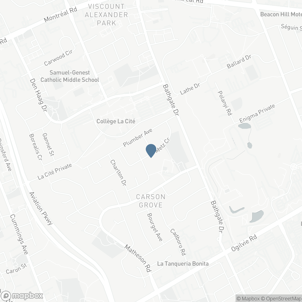 1401 METZ CRESCENT, Ottawa, Ontario K1K 3Z7